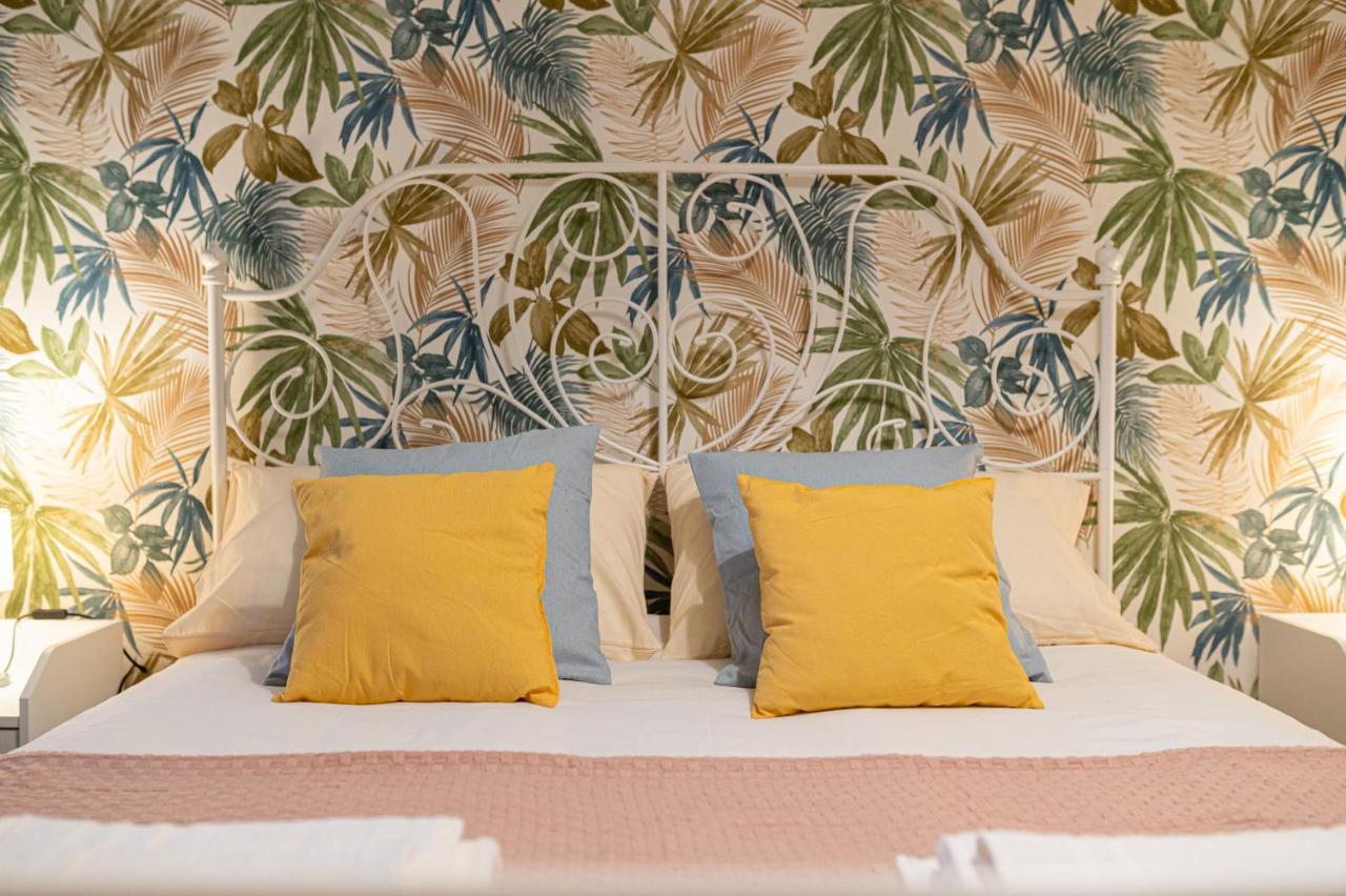 Casa Vacanze Partenope Apartment Naples Luaran gambar