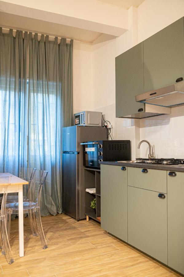 Casa Vacanze Partenope Apartment Naples Luaran gambar