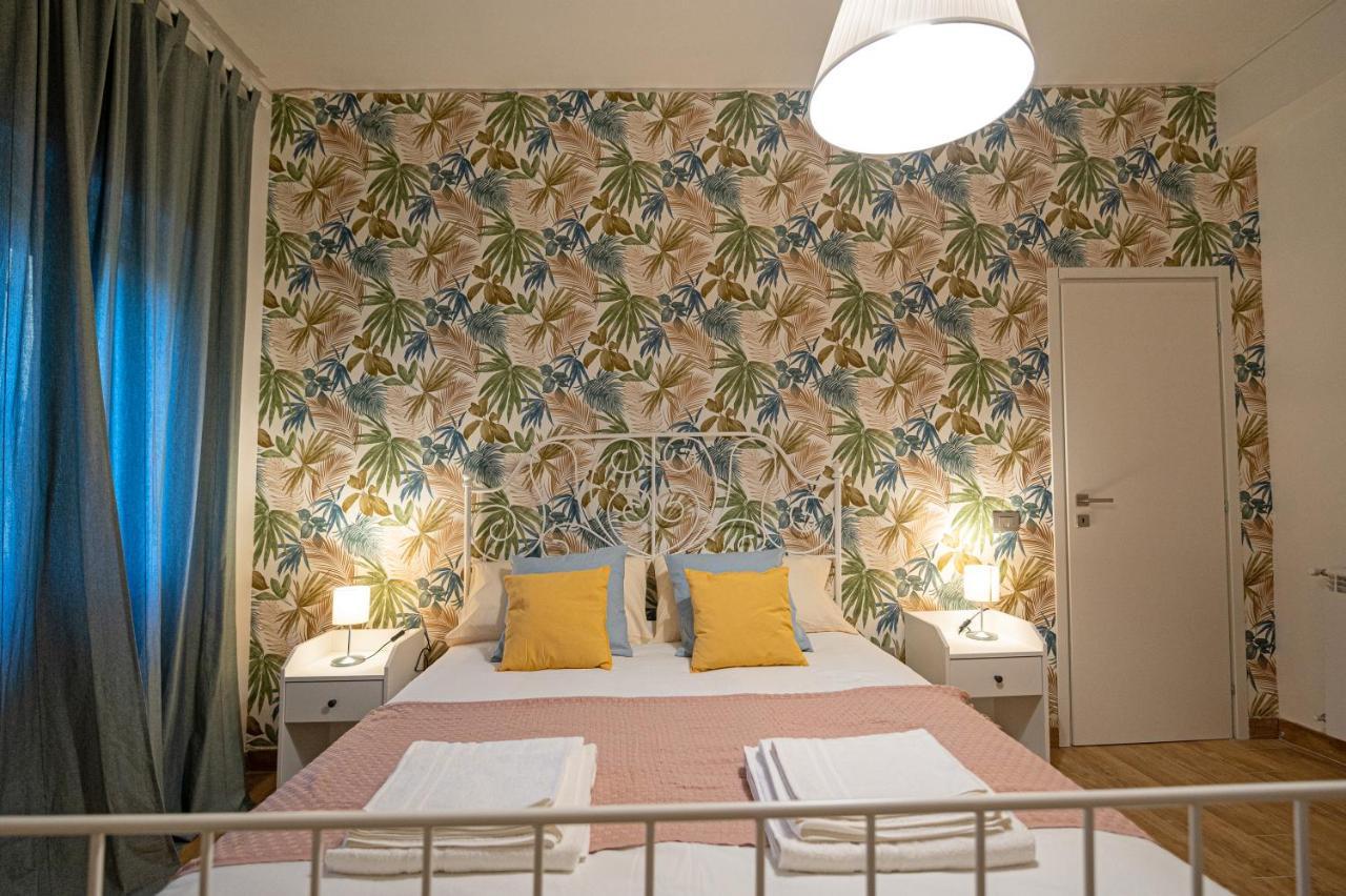 Casa Vacanze Partenope Apartment Naples Luaran gambar