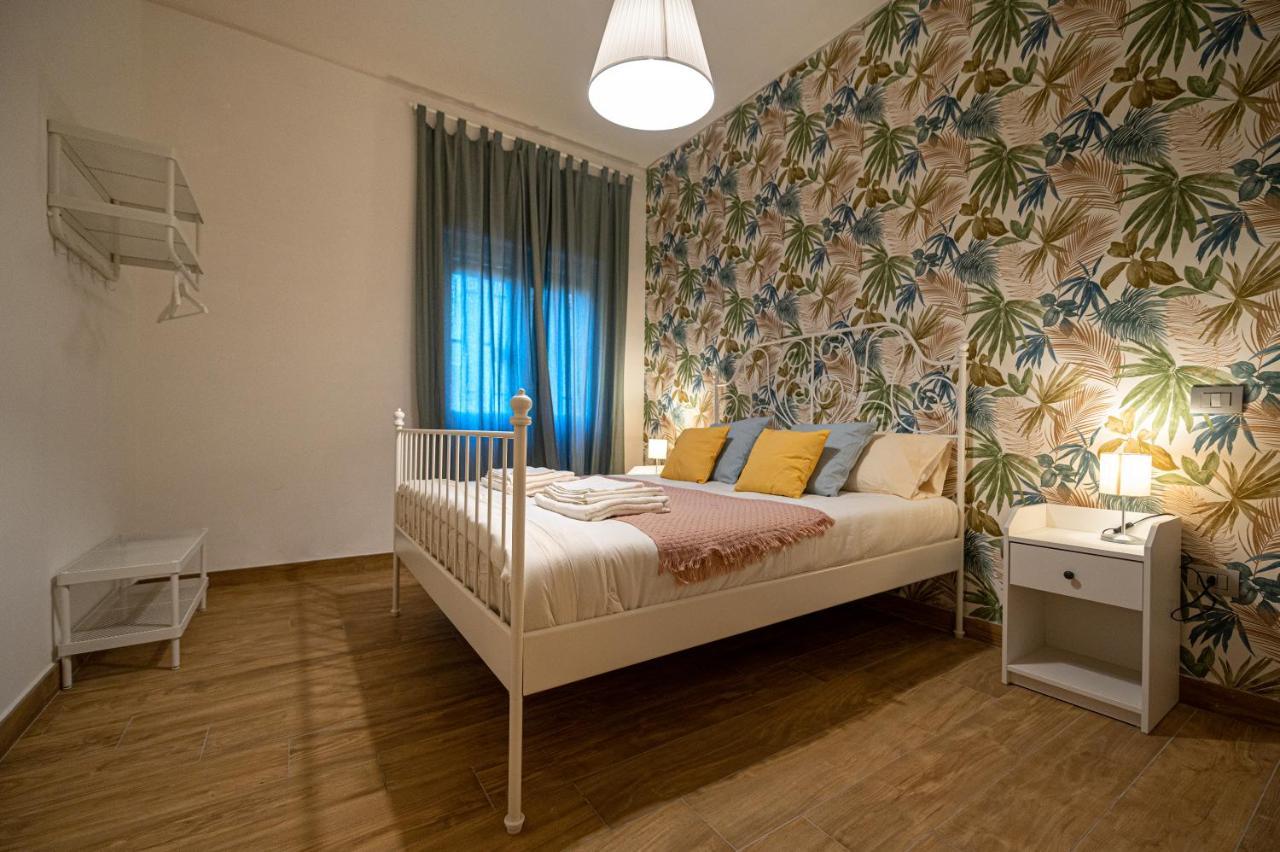 Casa Vacanze Partenope Apartment Naples Luaran gambar